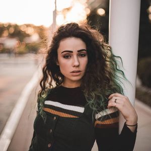 Meet your Posher, Claire